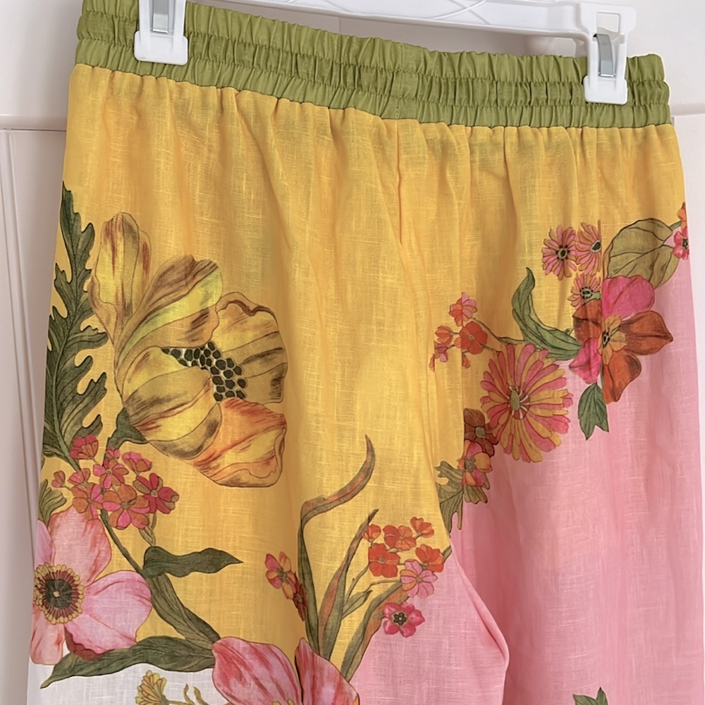 Women’s NWT Colorful Floral Wide Leg Drawstring Pants and Matching Top - Picture 7 of 15